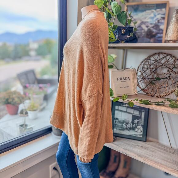 &MERCI Oversized V-Neck Camel/Tan Sweater, Women's Large, Fall Sweater, Winter - Picture 4 of 9
